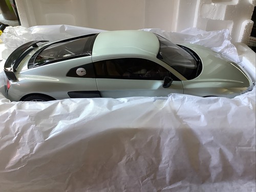 Premium classixxs audi r8 - classixxs,
